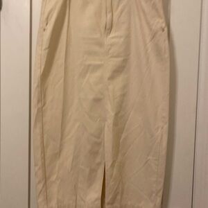 Midi skirt with front slit